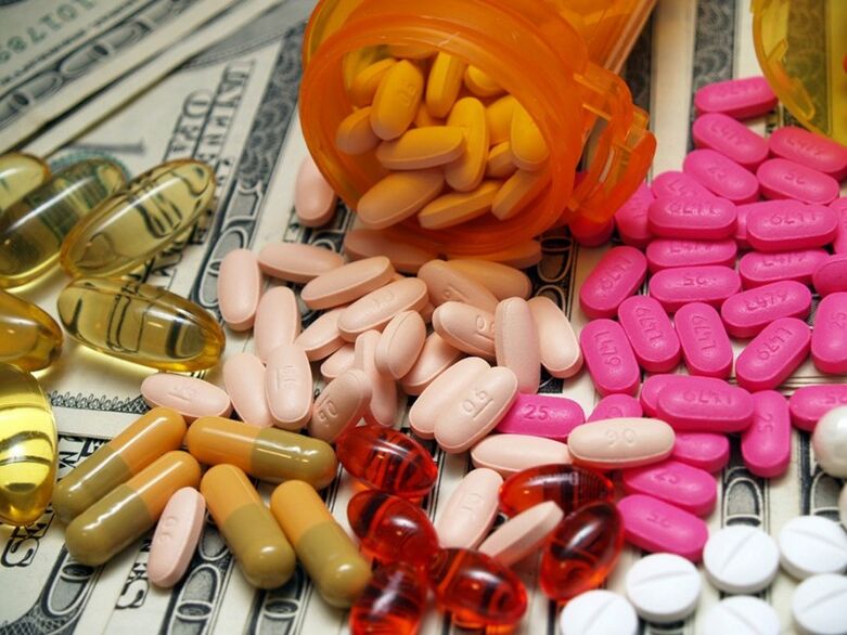 La prostatitis se trata con mayor frecuencia con medicamentos en forma de tabletas.